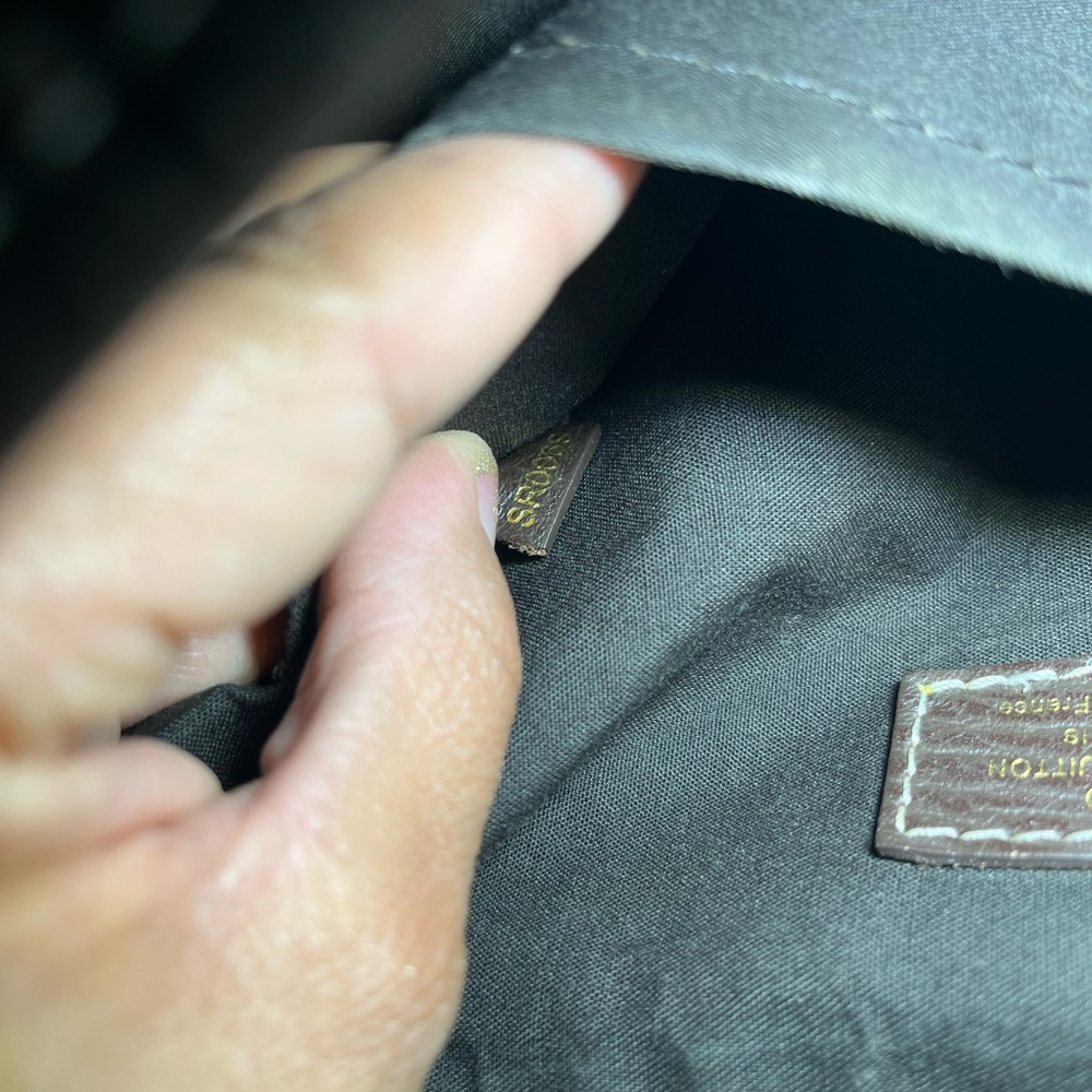 Louis Vuitton Black Monogram Hobos Shoulder Bag - Picture 8 of 15